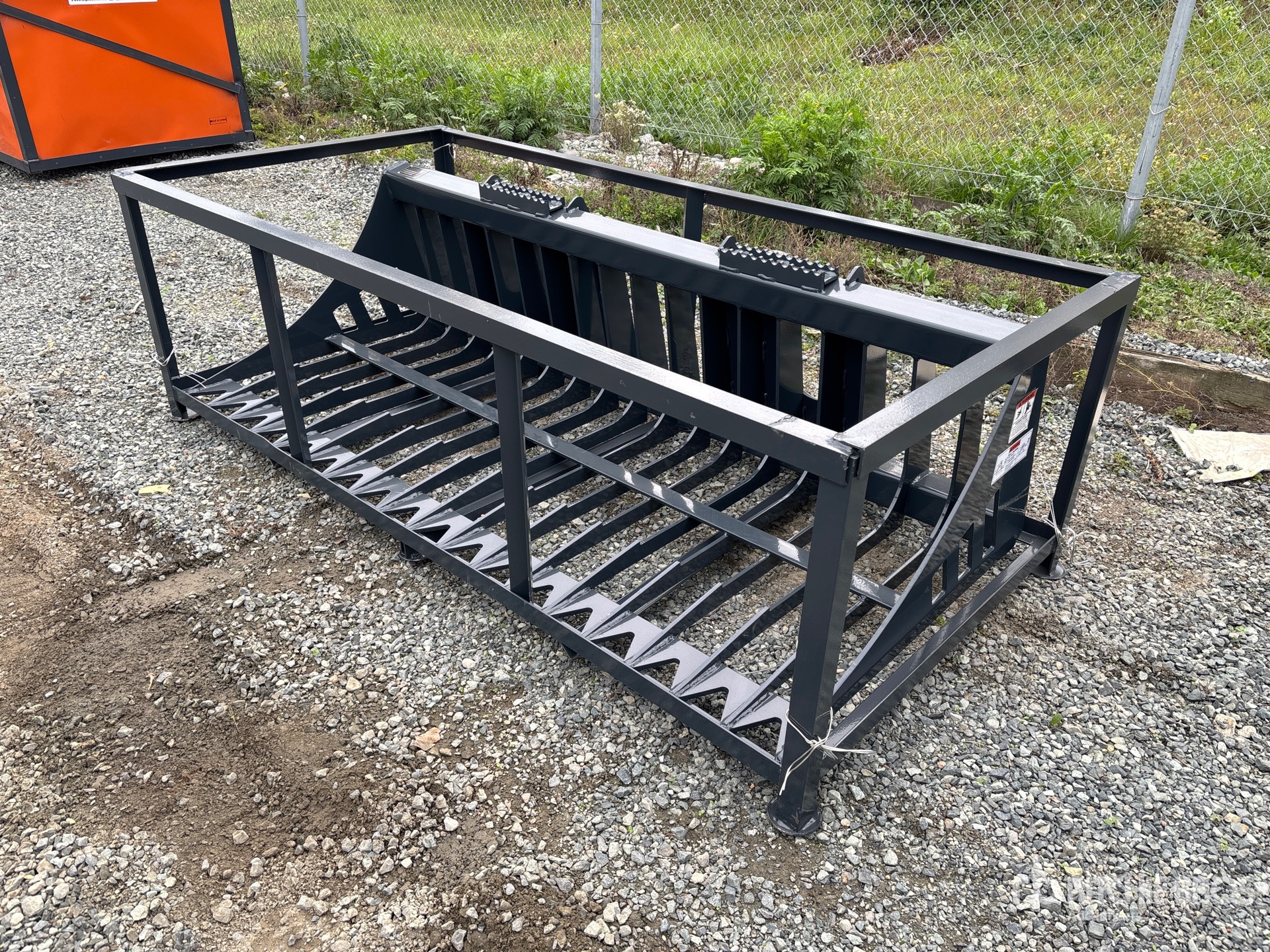 TMG SB72 72 in Skeleton Skid Steer Bucket (Unused)