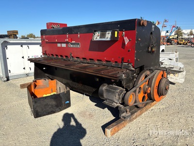 1977 Amada M-3060 Power Squaring Mechanical Metal Shear