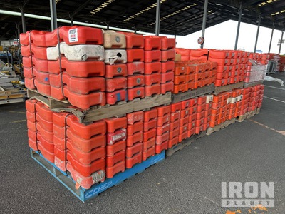 Quantity of Temporary Fence Blocks Divers - Industriel
