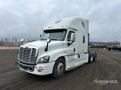 2018 Frieghtliner Cascadia 125 6x4 Evolution Ciągnik siodłowy T/A z kabiną sypialną