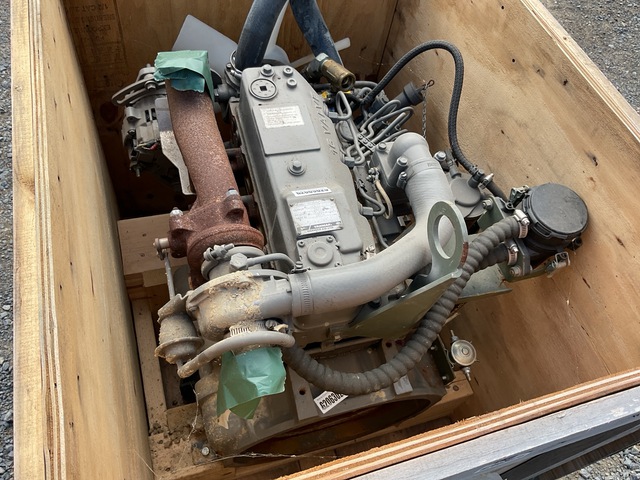 Yanmar 4TNV84T-DFM Diesel Engine