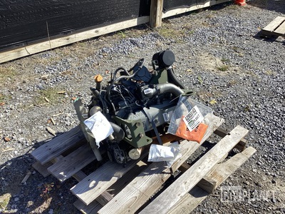 Yanmar 4TNV84T-DFM Diesel Engine