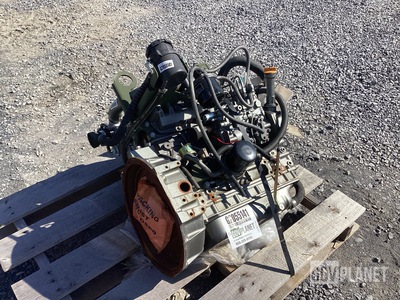 Yanmar 4TNV84T-DFM Diesel Engine