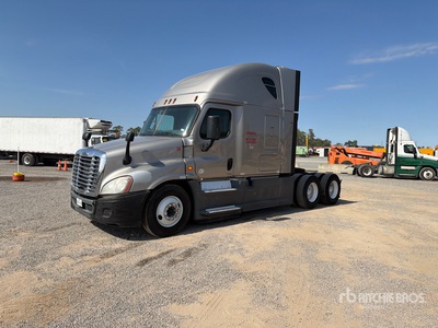 2014 Freightliner Cascadia 125 6x4 T/A Sleeper Truck Tractor