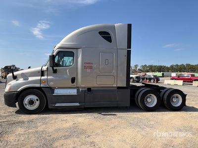 2014 Freightliner Cascadia 125 6x4 T/A Sleeper Truck Tractor