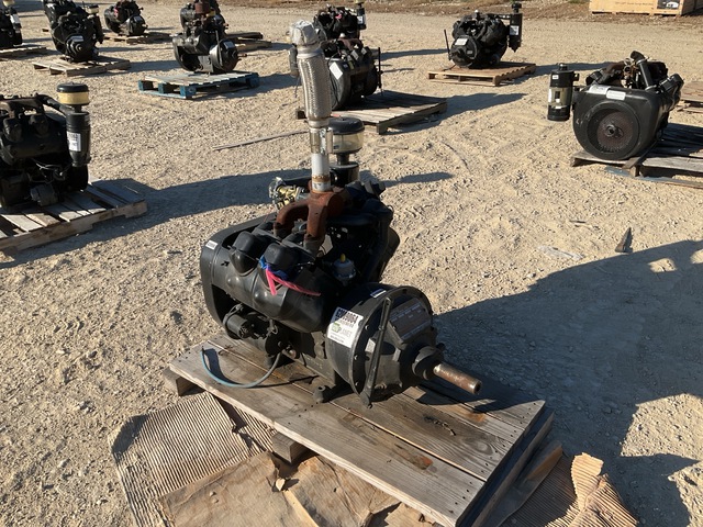 Wisconsin V465D Gasoline Engine w/Rockford PTO