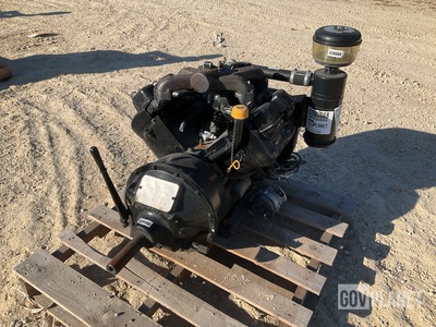 Wisconsin V465D Gasoline Engine w/Rockford PTO