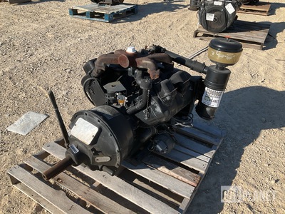 Wisconsin V465D Gasoline Engine w/Rockford PTO