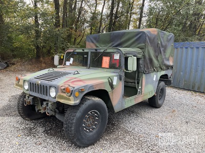 2002 AM General M1097A2 HMMWV 2 Door Soft Top w/Truck Body