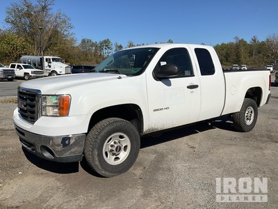 2010 GMC Sierra 2500 4x2 Extended Cab Pickup