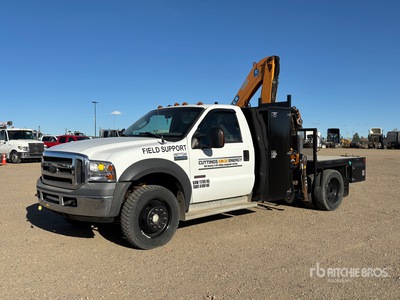 Effect 3090 lb Knuckle Boom on 2005 Ford F-550 XLT 4x4 Crane Truck