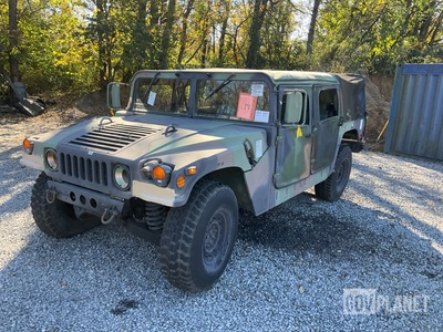 1987 AM General M1097R1 HMMWV 2 Door Soft Top w/Truck Body