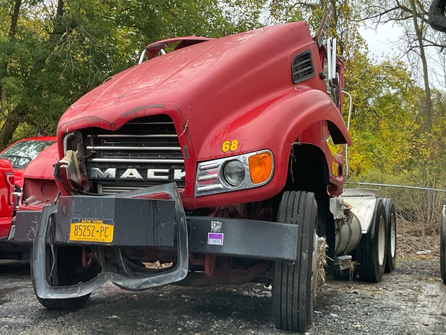 2007 Mack CV713 6x4 Heavy Haul T/A Day Cab Truck Tractor (Inoperable)