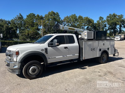 2020 Ford F-550 XL 4x4 Extended Cab Camion de servicios