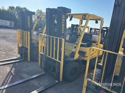 2000 Hyster H50XT 4500 lb Cushion Tire Forklift