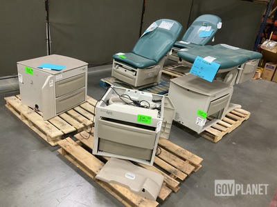 (3) Brewer 6000 Examination Tables