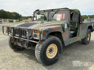 2004 AM General M1097A2 HMMWV 2 Door Soft Top w/Truck Body