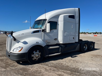 2021 Kenworth T680 6x4 Ciągnik siodłowy T/A z kabiną sypialną