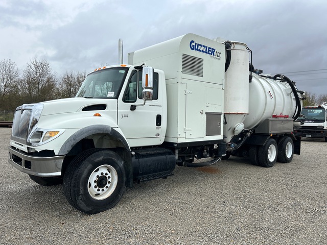 2006 Guzzler NX on 2007 International 7600 6X4 6x4 Vacuum Excavator Truck