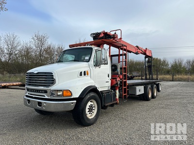 Fassi F300SE 6600 lb Articulated Boom on 2001 Sterling L9500 8x4 Boom Truck