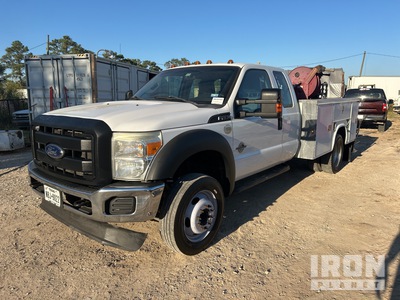 2014 Ford F-450 XL 4x2 Extended Cab Service Truck