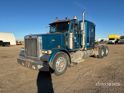 2003 Peterbilt 378 6x4 Sleeper Winch Truck
