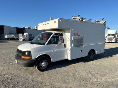 2005 Chevrolet Express 3500 4x2 Service Truck
