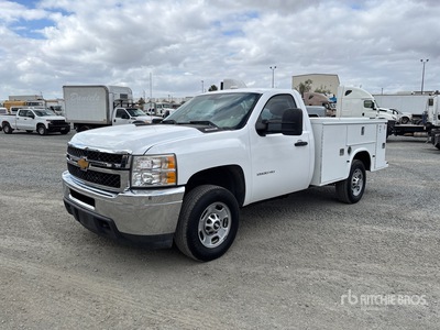 2013 Chevrolet Silverado 2500HD 4x2 Utility Truck