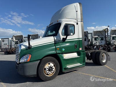 2017 Freightliner Cascadia 125 4x2 S/A Day Cab Truck Tractor