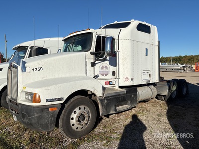 2007 Kenworth T600 6x4 3- Achs Sattelzugmaschine mit Schlafkabine (Inoperable)
