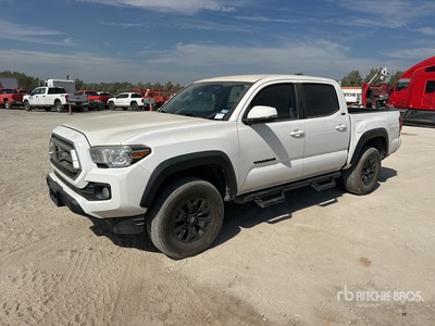 2021 Toyota Tacoma SR5 4x4 Crew Cab Pickup