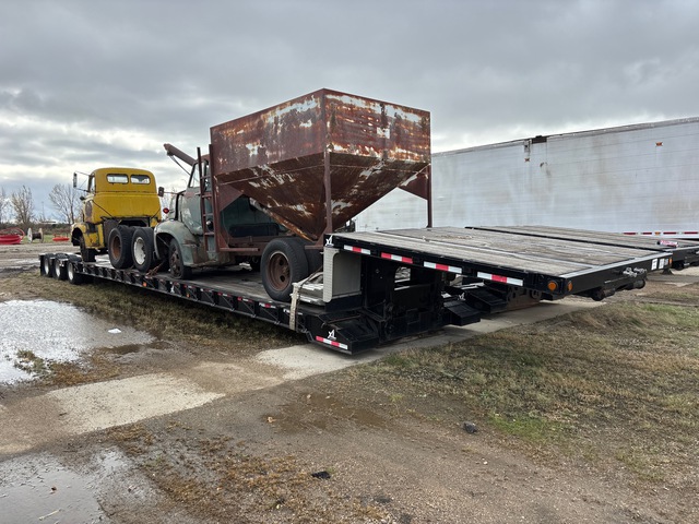 2016 (unverified) XL Specialized XL70 T/A Single Drop Removable Gooseneck Lowboy Trailer 2016 (unverified) XL Specialized XL70 T/A Single Drop Removable Gooseneck Lowboy Trailer
