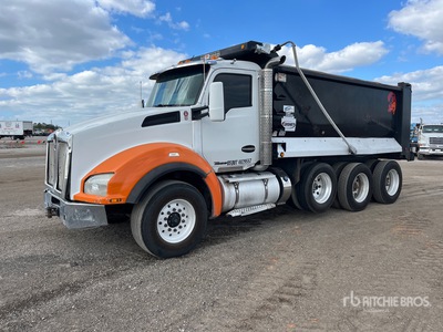 2016 Kenworth T880 8x4 Camion à benne basculante Tridem