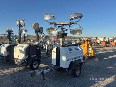 2014 Allmand Night-Lite Pro II V 7.5 kW Torre de iluminación