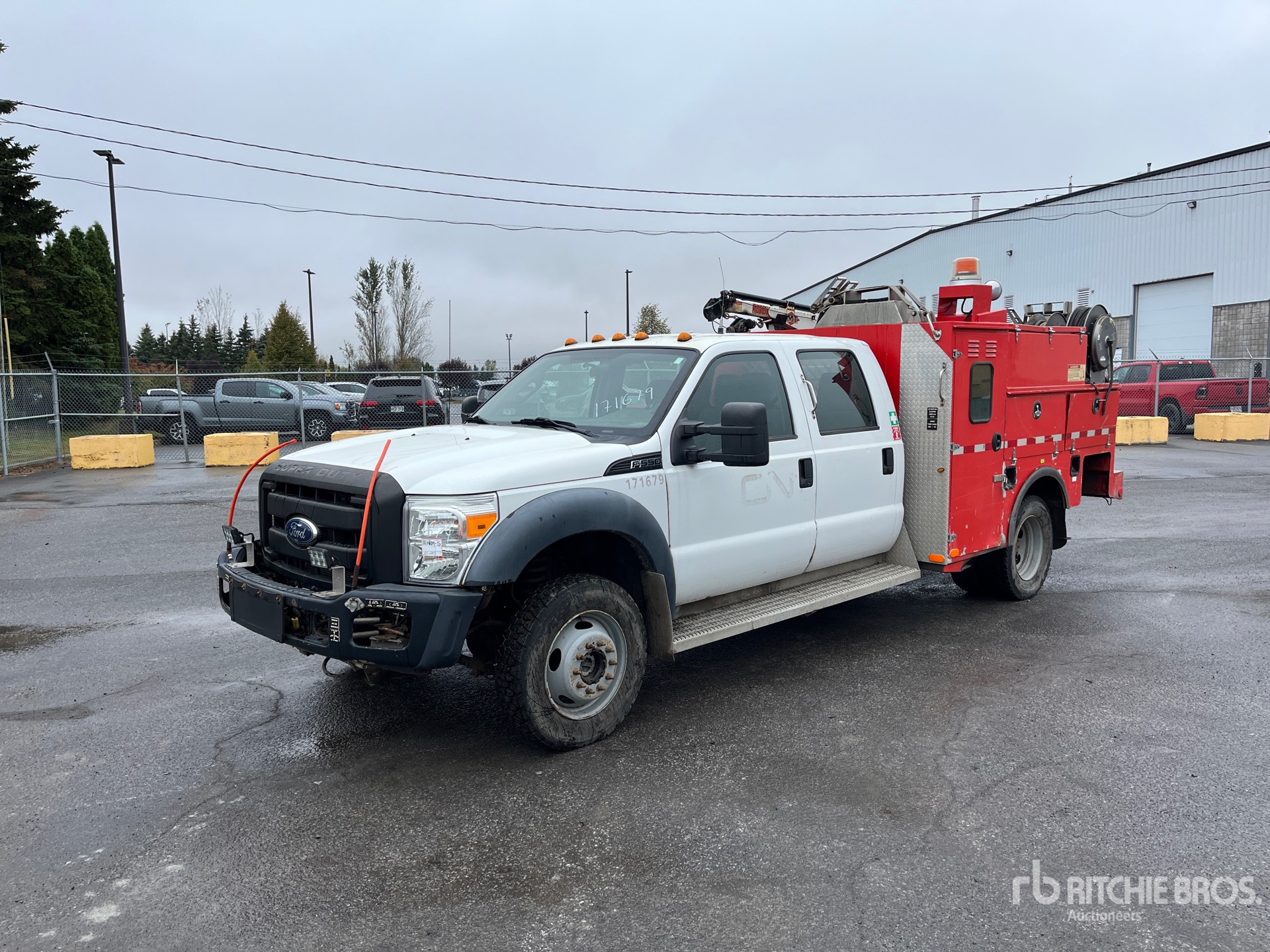 Ford F-550 Servicewagen