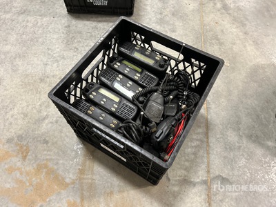 Quantity of (5) Motorola CDM1250 Truck Radios