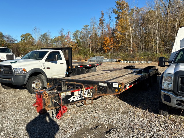 2013 Fellings Trailers 25 ft T/A Equipment Trailer