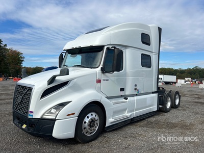 2019 Volvo VNL860 6x4 T/A Sleeper Truck Tractor