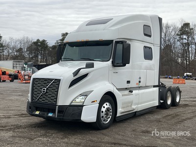 2019 Volvo VNL860 6x4 T/A Sleeper Truck Tractor
