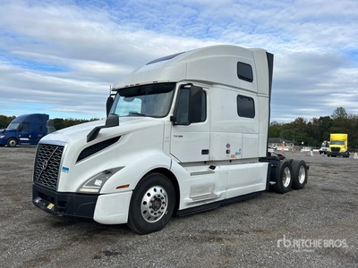 2019 Volvo VNL860 6x4 T/A Sleeper Truck Tractor