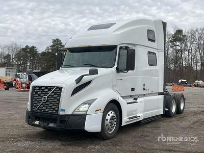 2019 Volvo VNL860 6x4 T/A Sleeper Truck Tractor