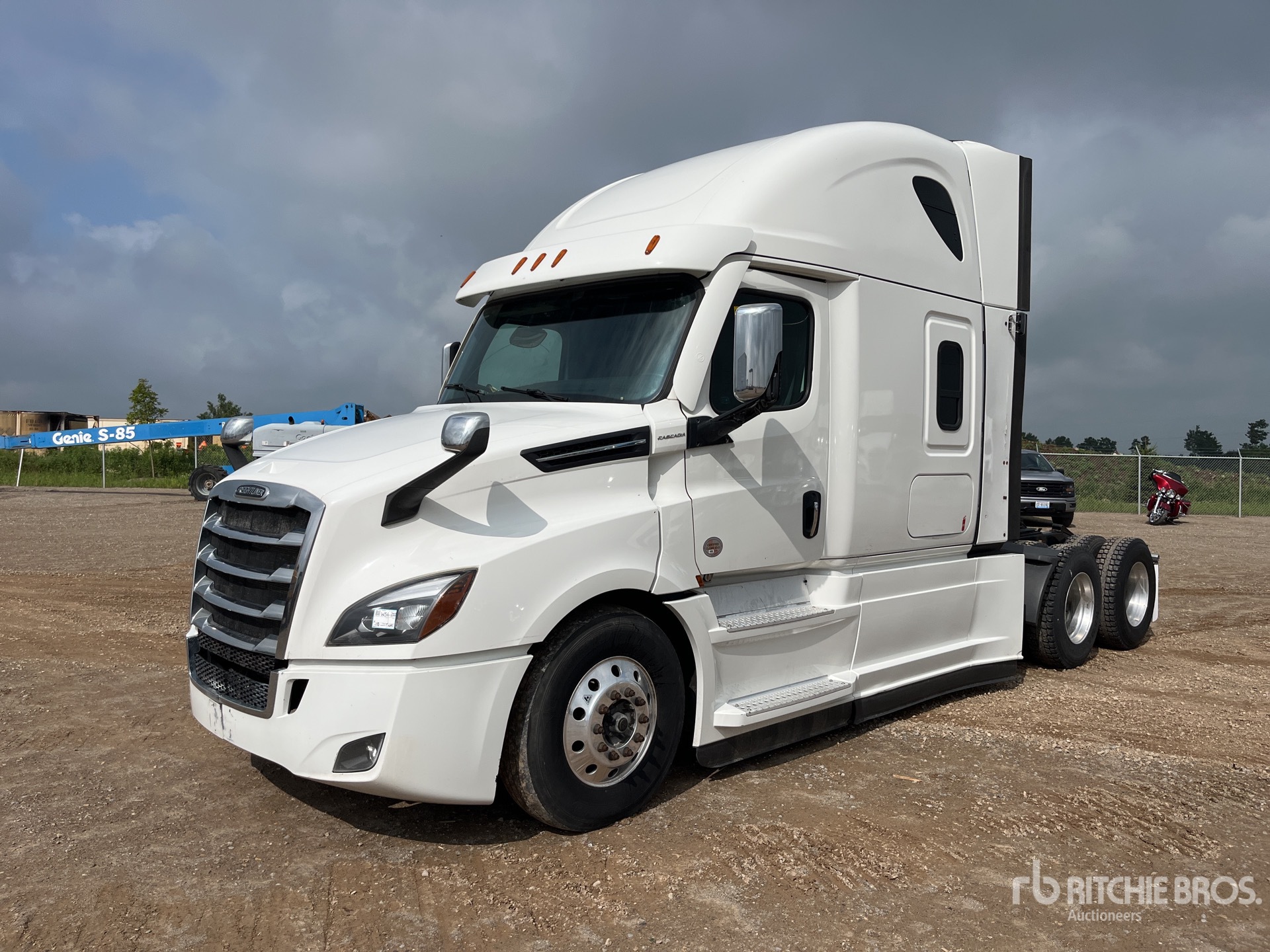2021 Freightliner Cascadia 126 6x4 T/A Sleeper Truck Tractor