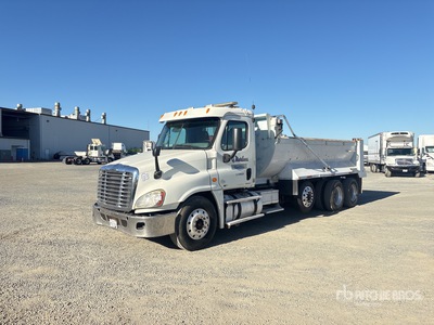 2012 Freightliner Cascadia 125 6x4 4-Achs Kipper-Lkw