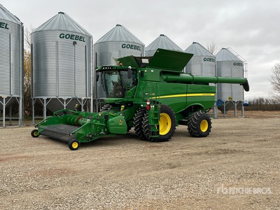 2018 John Deere S780 Combine Harvester