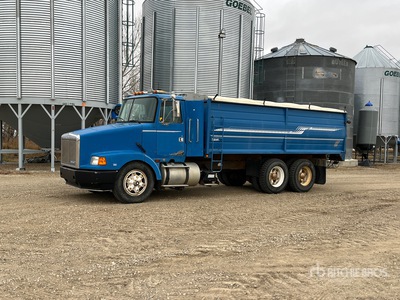 White/GMC 6x4 Grain Truck