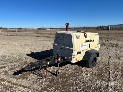 2012 Doosan P250WJD-T41 コンプレッサー