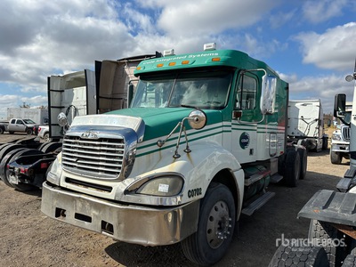 2007 Freightliner Columbia 120 6x4 T/A Sleeper Truck Tractor