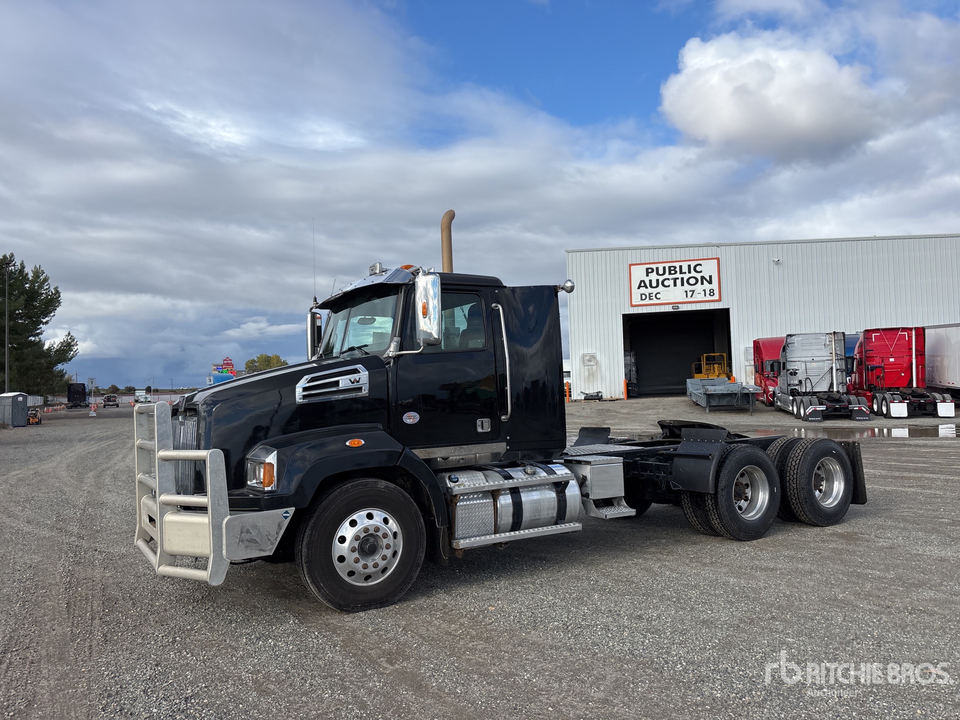 2021 Western Star 4700 6x4 Day Cab Prime Mover