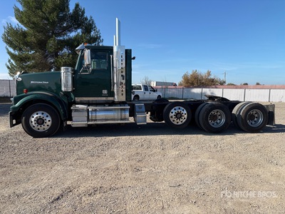 2021 Western Star 4900 8x4 تراكتور شاحنة (ثلاثي المحور)