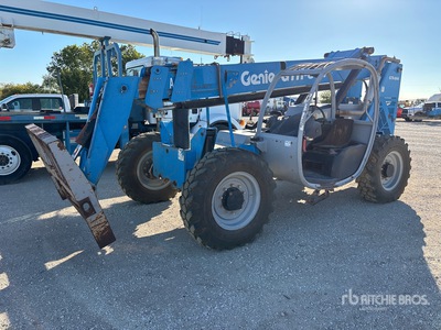 2011 Genie GTH-844 Telehandler (Inoperable)